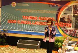 Pembukaan Pelatihan GCLP oleh Course Coordinator, Dr. Elsa Herdiana ,MKes,PhD/ Dok. Admin